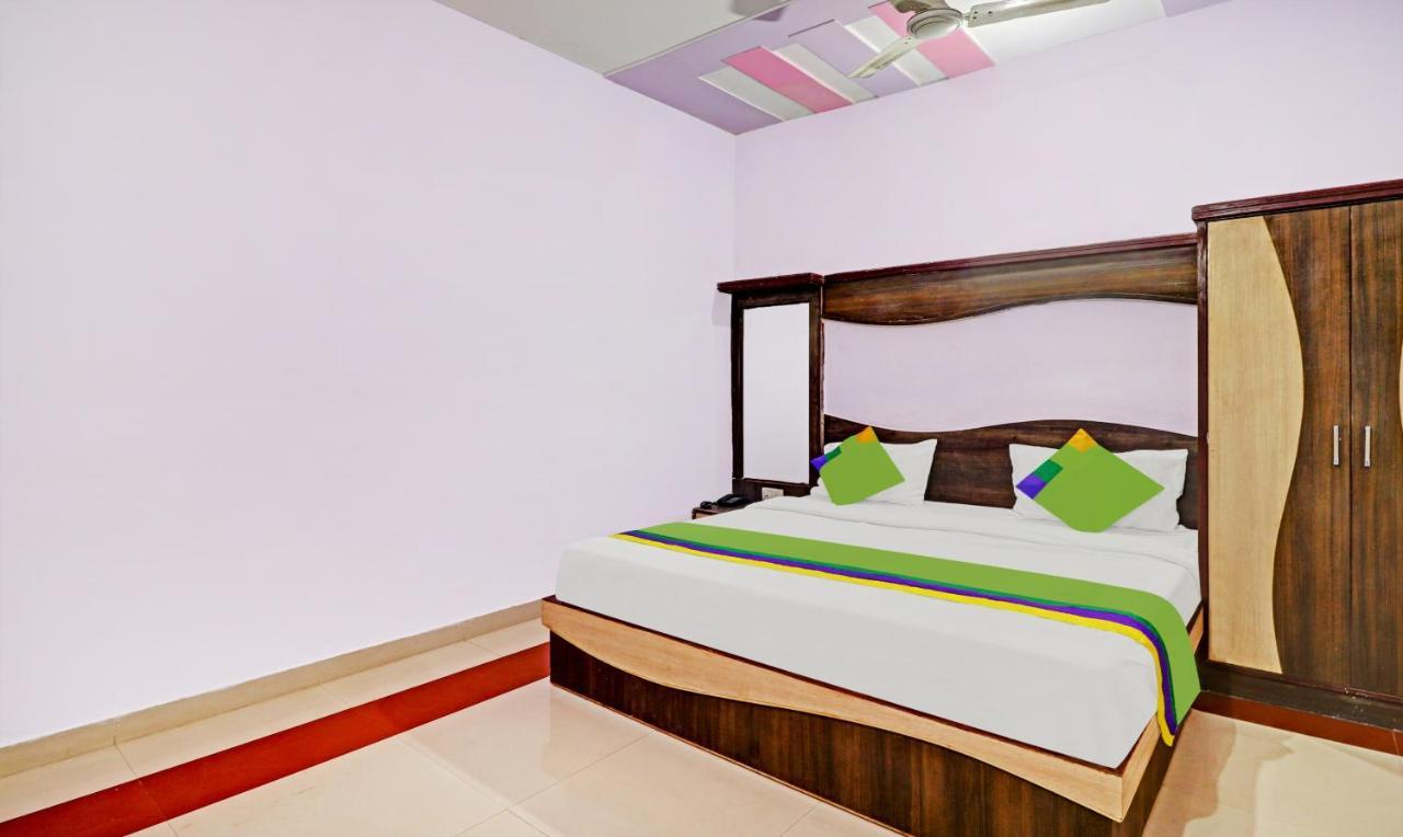 Hotel 4 View Tājganj Zewnętrze zdjęcie