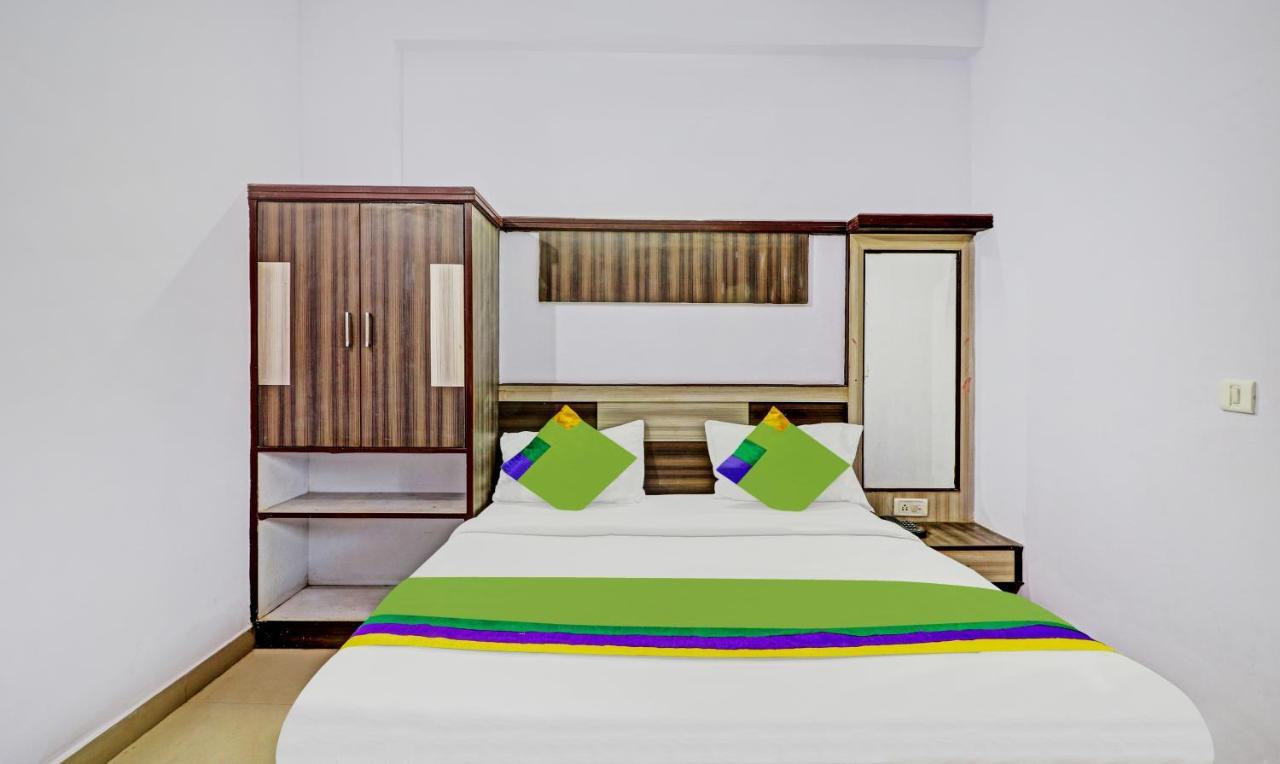 Hotel 4 View Tājganj Zewnętrze zdjęcie